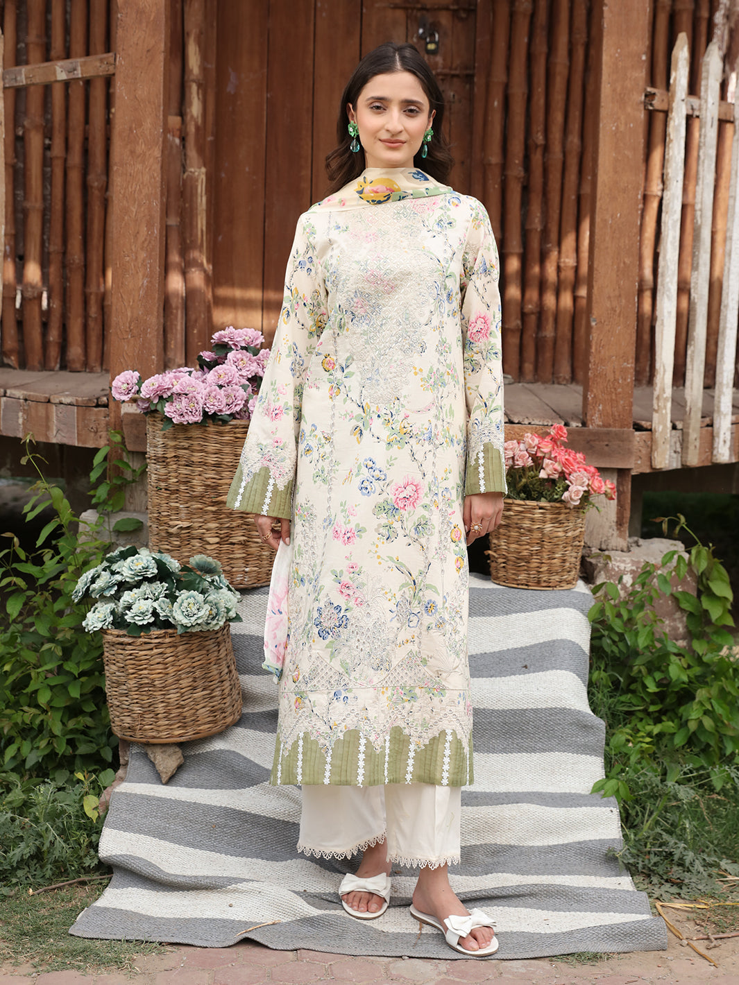 3-PC Unstitched Printed Lawn Whimsical Garden By Celts | WG - 02