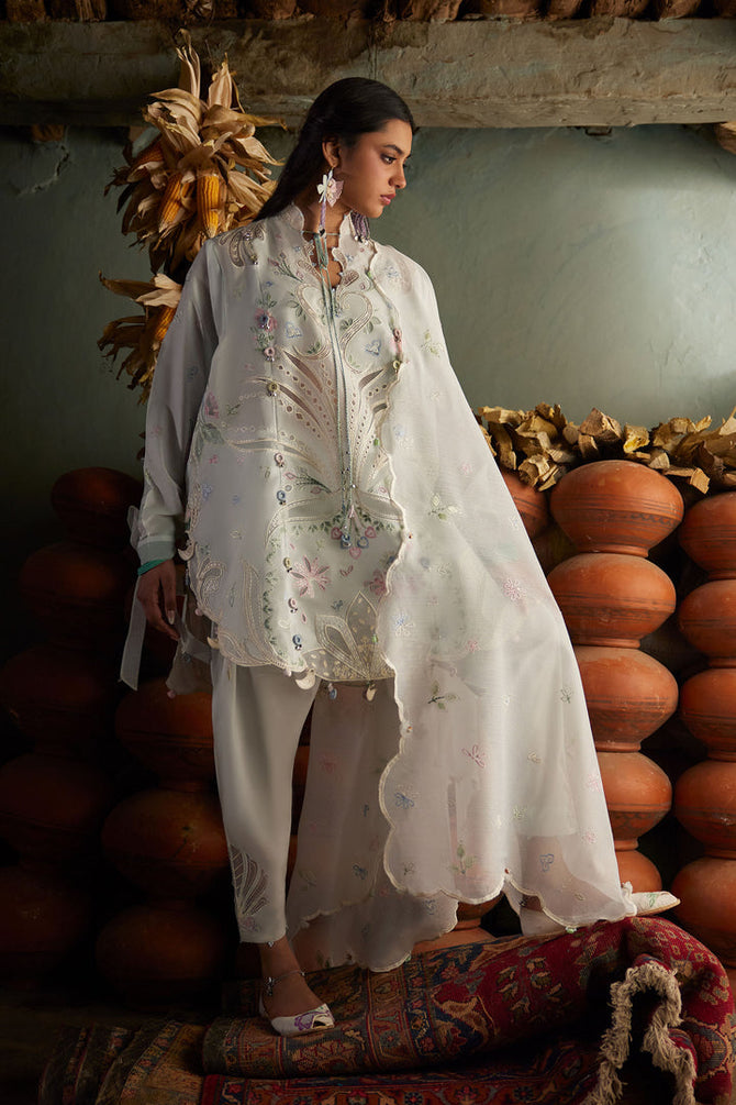ZAHA Designer Dresses at Lahore Cloth – Bold & Elegant Pakistani Women ...