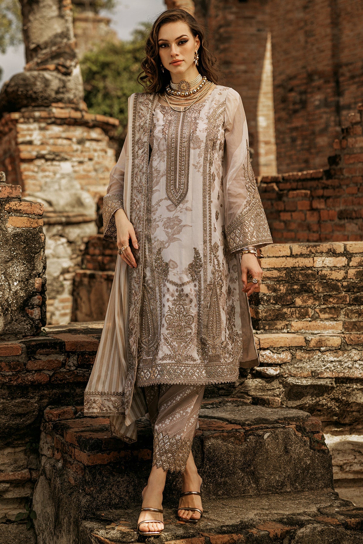 VSL25-06 | 3Pc Unstitched Suit Luxury Chiffon Collection Vasal By Charizma