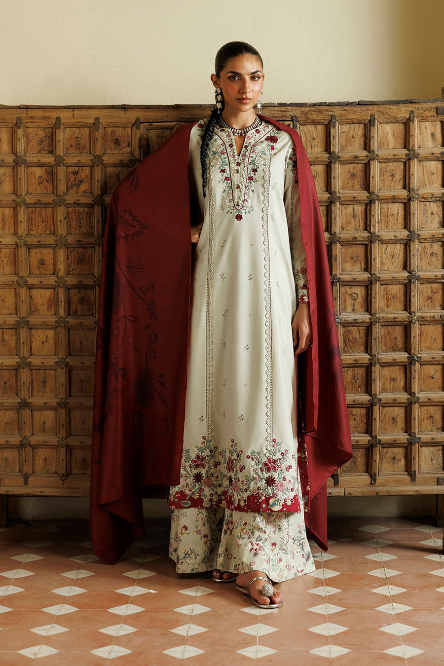 Embroidered Printed Viscose Linen By IZNIK