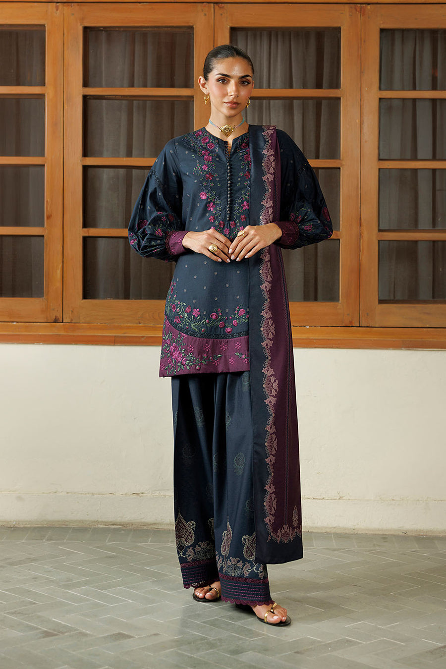 Embroidered Printed Viscose Linen By IZNIK