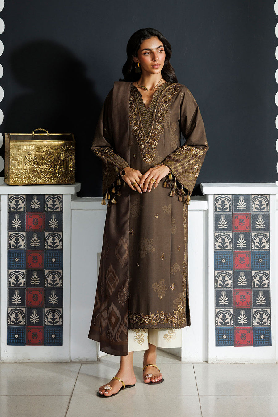 Embroidered Printed Viscose Linen By IZNIK