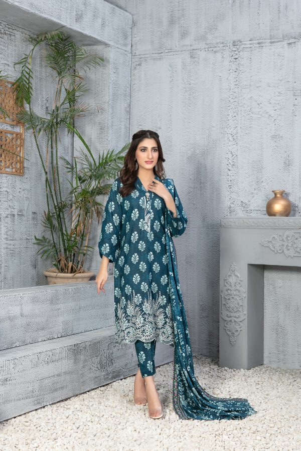 D-9691 Daman Embroidered Khaddar Collection 2023