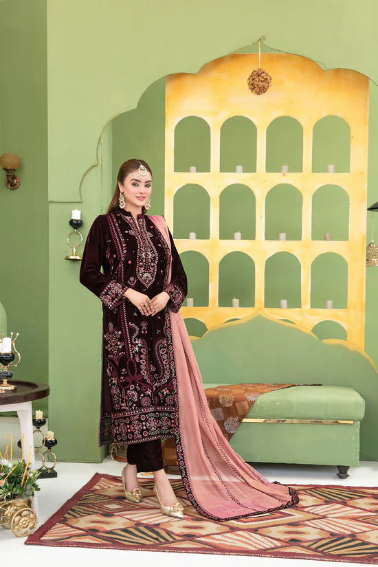 D-3692 | 3Pc Unstitched Suit Fancy Embroidered Velvet Collection Esmeray By Tawakkal Fabrics