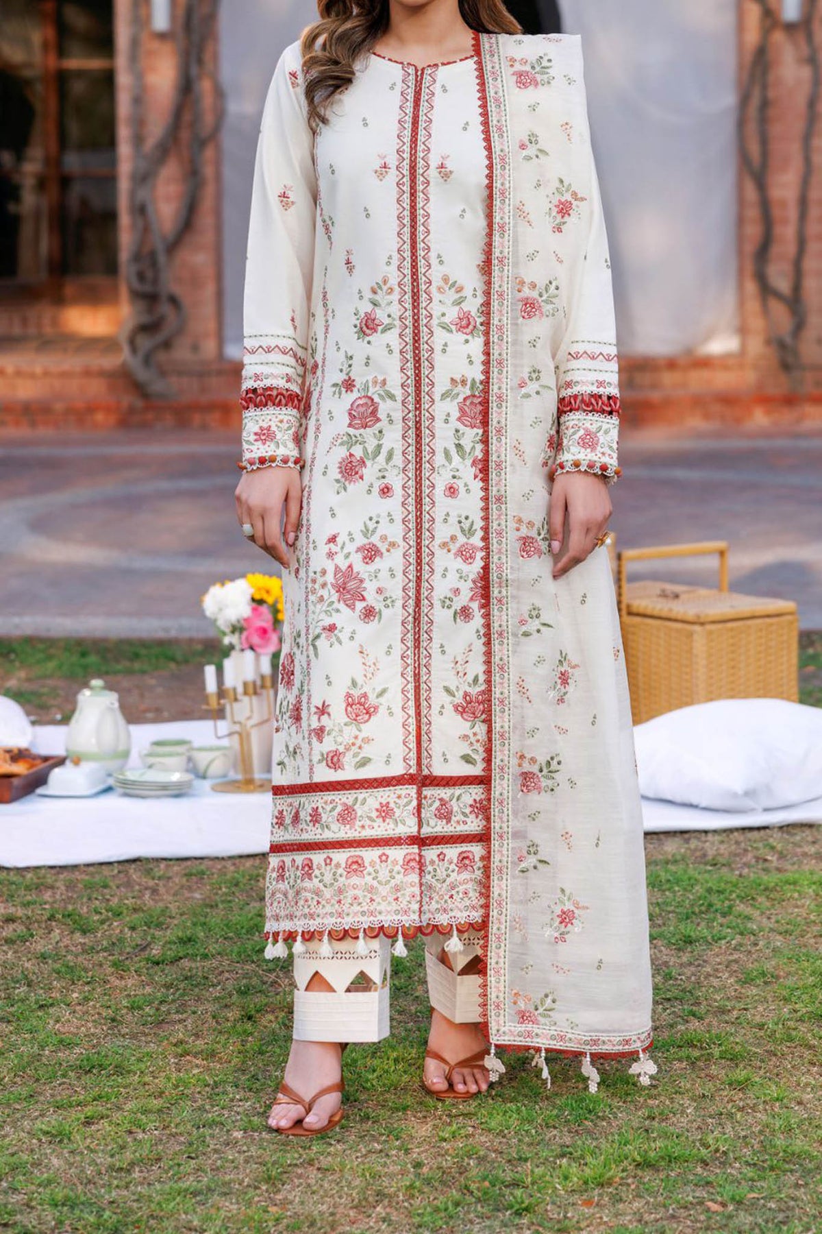 06-Surreal White | 3PC Unstitched Eid Festive Lawn Kaavish By Farasha