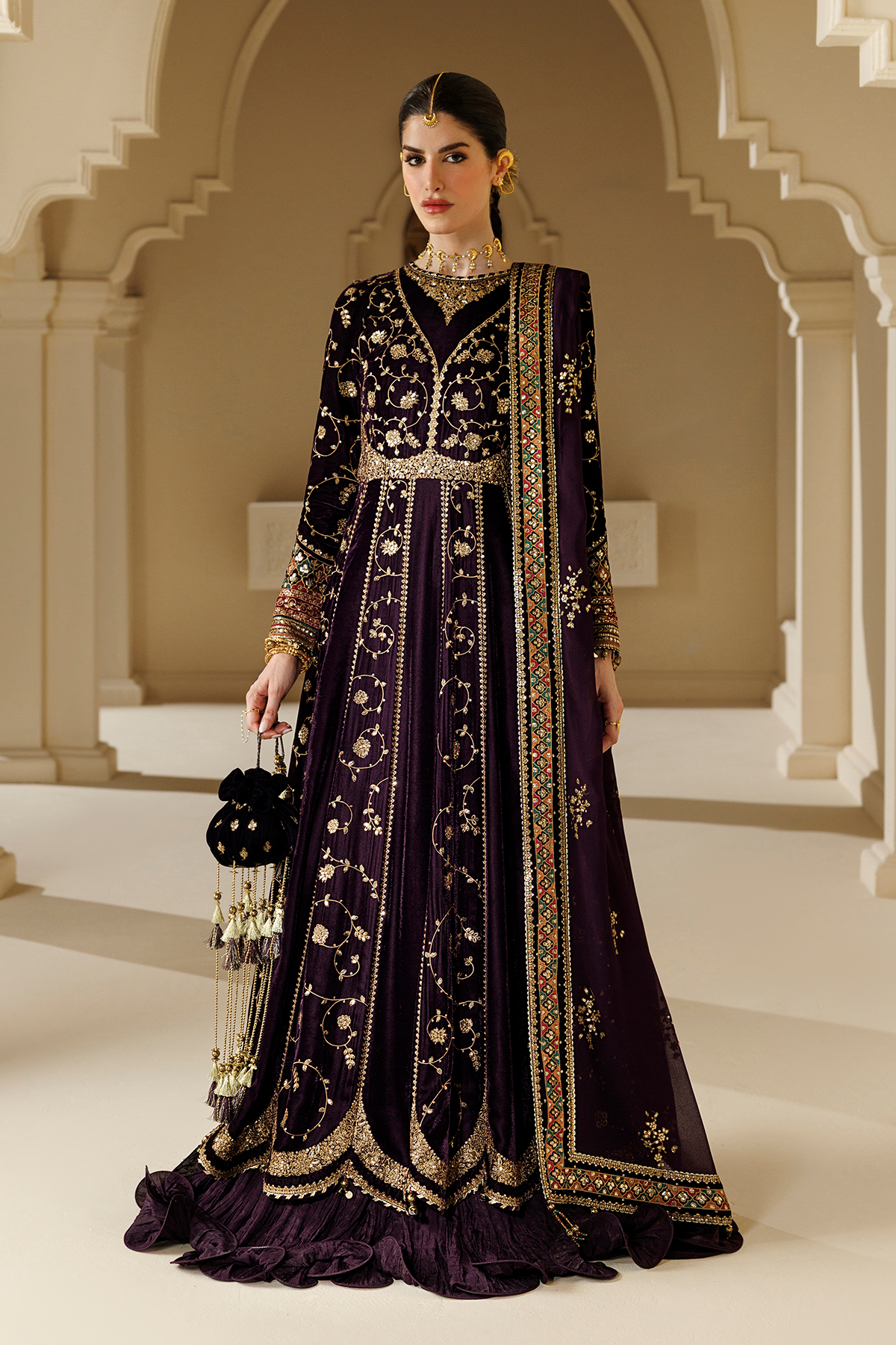 Embroidered Velvet Formal 3pcs suit By Jazmin