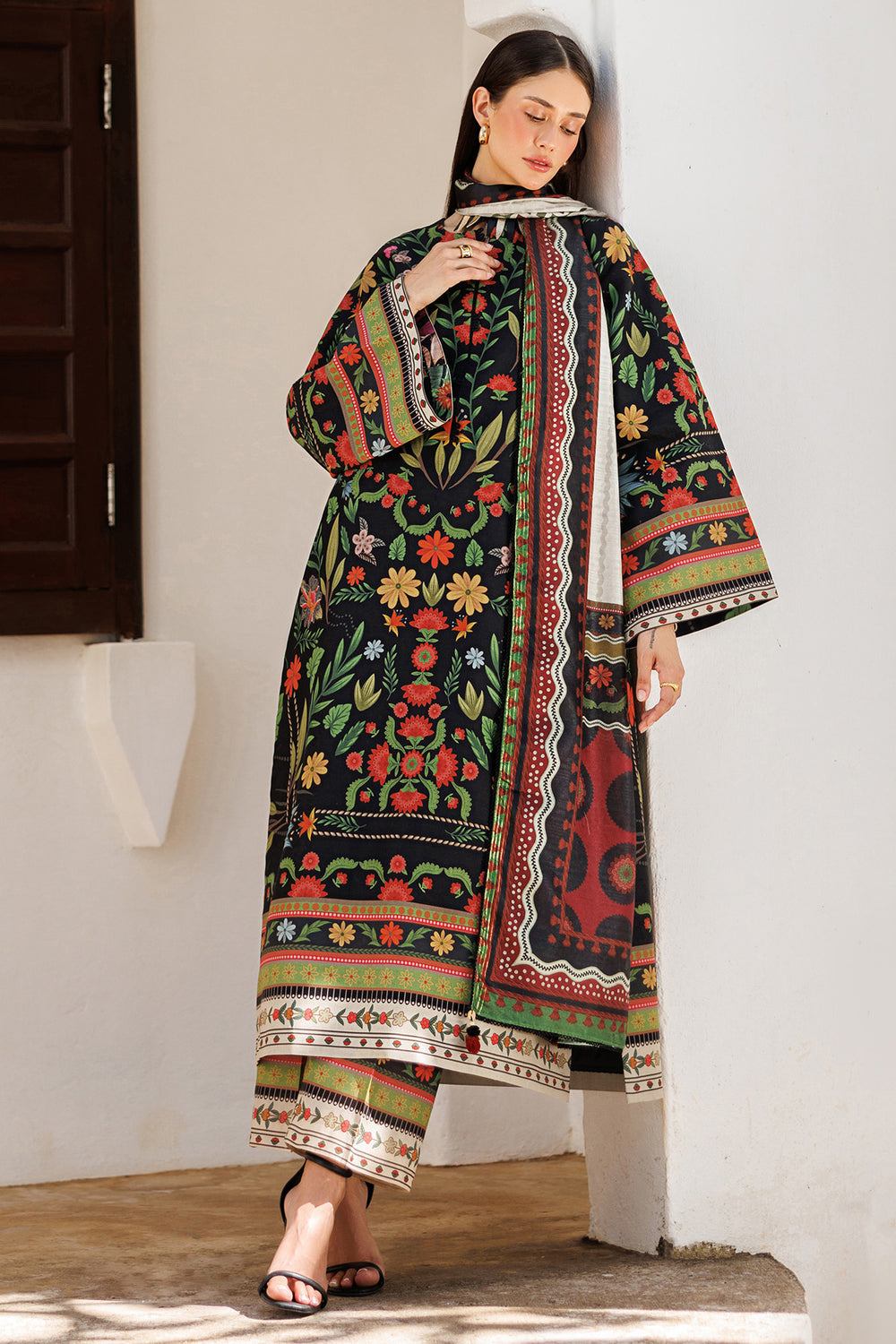 3-PC Unstitched Embroidered Lawn By Jazmin | USE-9322