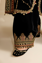 Embroidered Velvet Formal 3pcs suit By Jazmin