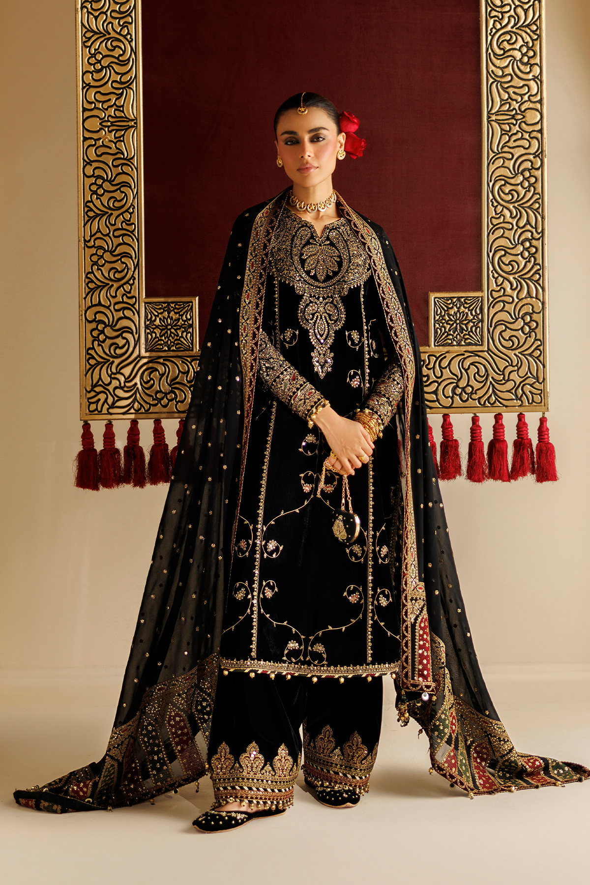 Embroidered Velvet Formal 3pcs suit By Jazmin