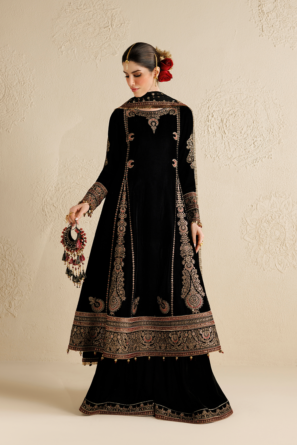 Embroidered Velvet Formal 3pcs suit By Jazmin