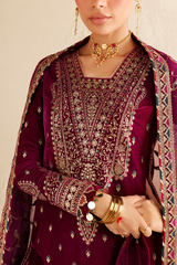 Embroidered Velvet Formal 3pcs suit By Jazmin