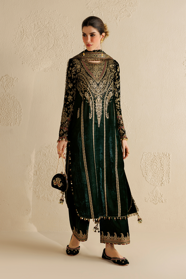 Embroidered Velvet Formal 3pcs suit By Jazmin