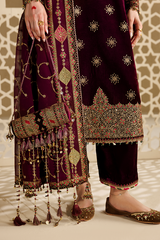 Embroidered Velvet Formal 3pcs suit By Jazmin