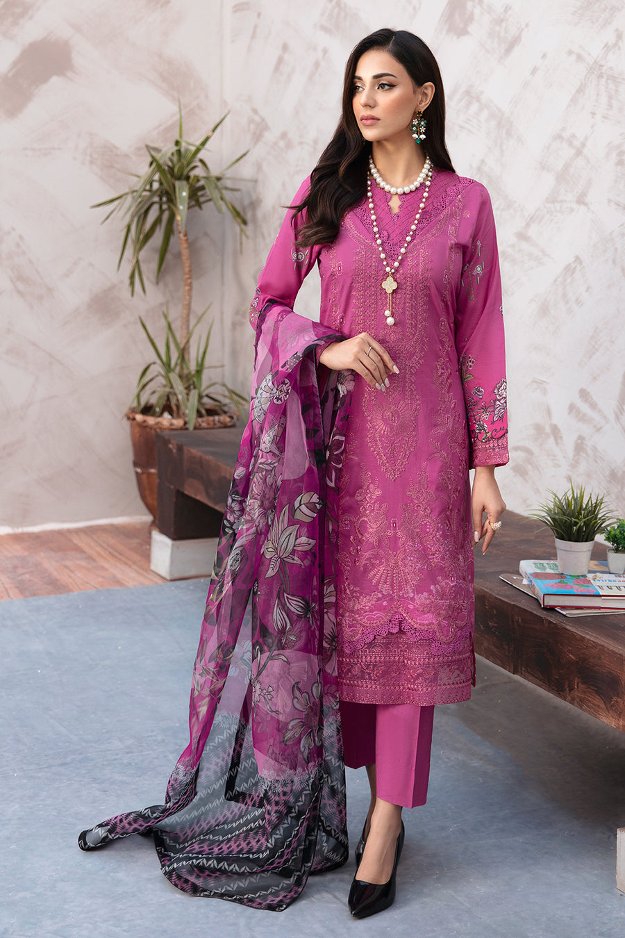 L-909 - 3PC Luxury Lawn Collection Ghazal By Ramsha