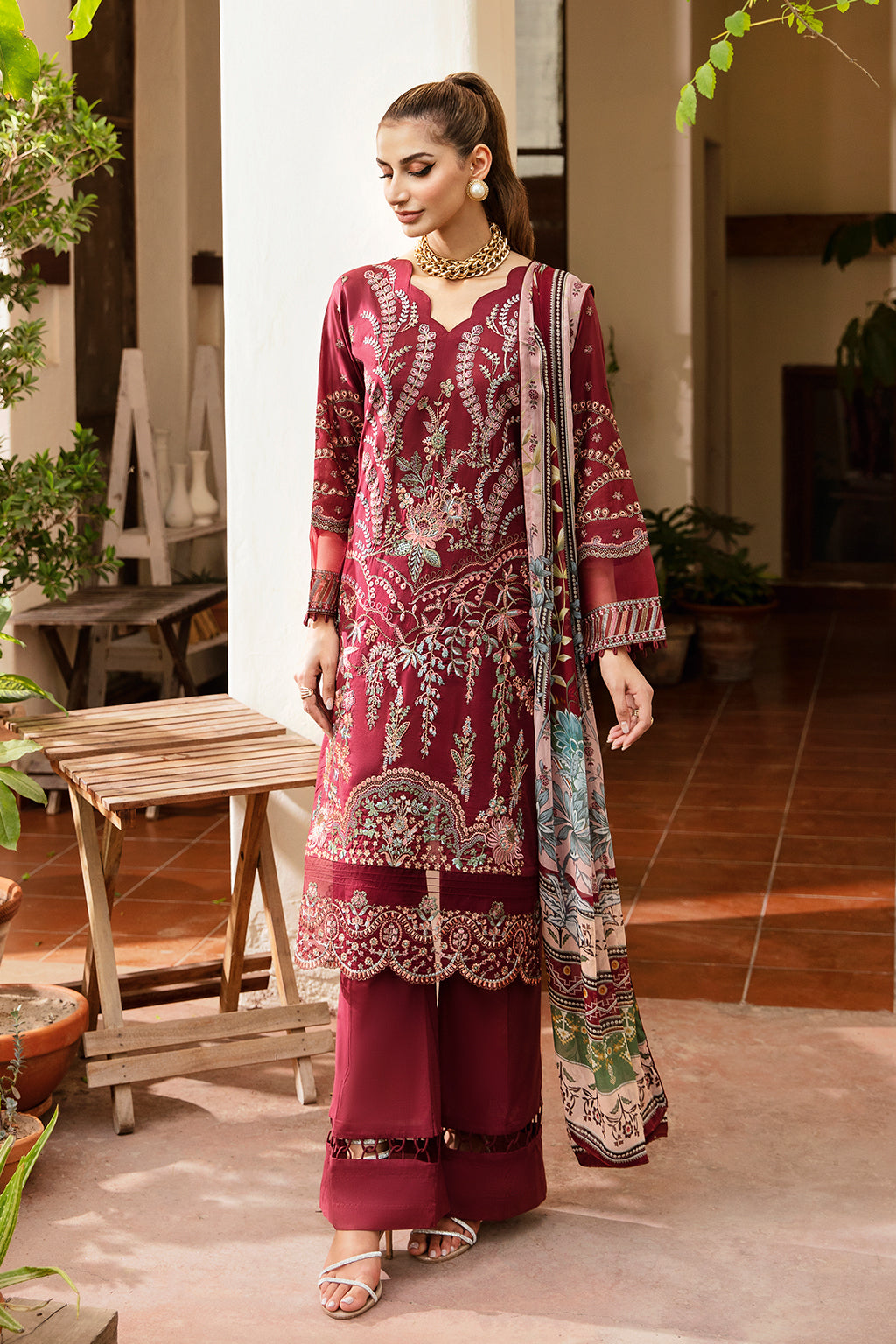 Y-801 - 3PC Luxury Lawn Collection Riwayat By Ramsha