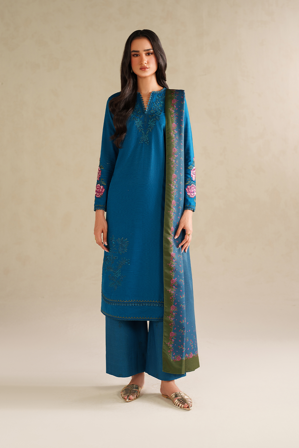 3-PC Unstitched Embroidered Slub Khaddar By Iznik | UE-577