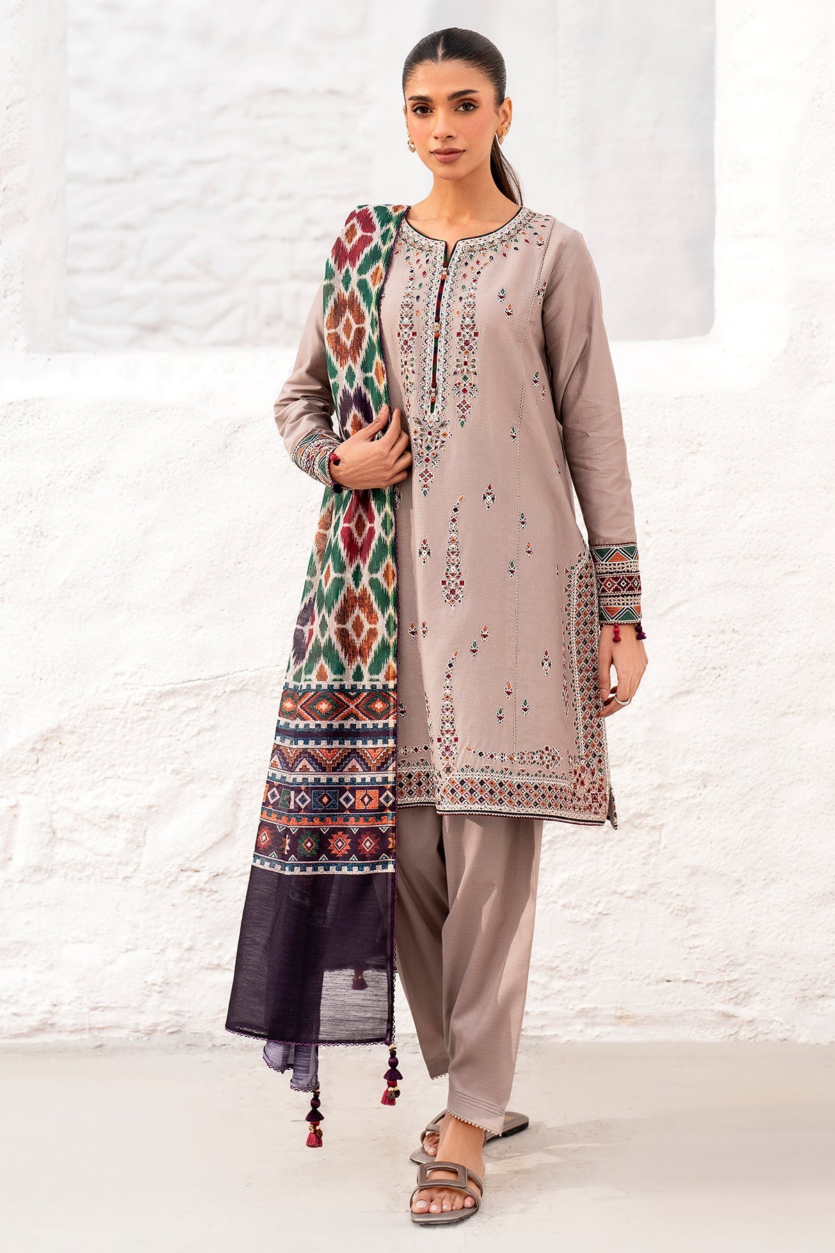 3-PC Unstitched Embroidered Dobby Lawn By Jazmin | 9124