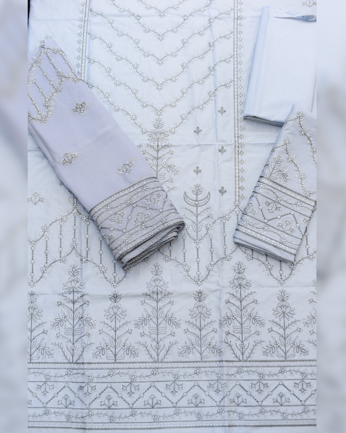 3-PC Unstitched Lawn Embroidered Suit | EL-5