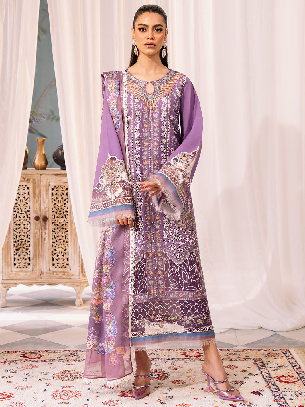 201 - B | 3 PC - Unstitched LA'HIRA Lawn  By Binilyas