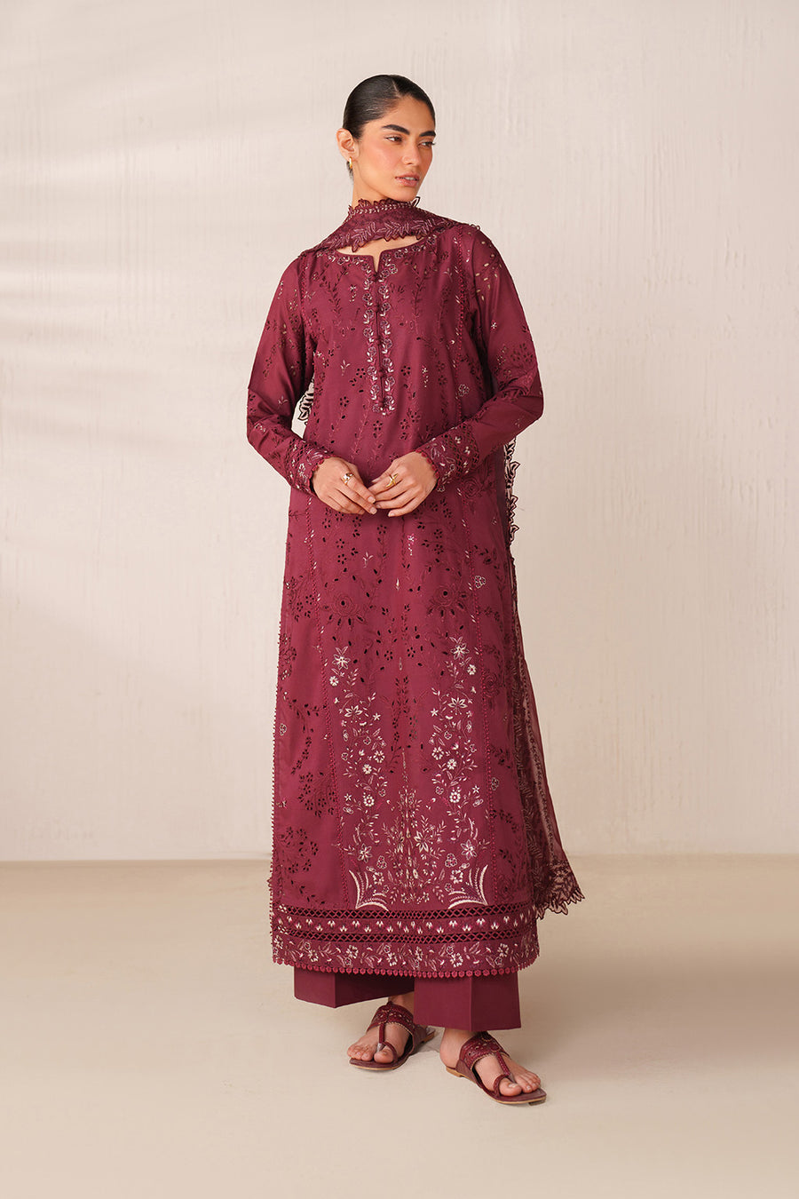 3-PC Unstitched Embroidered Exclusive Lawn By Iznik | UE-609