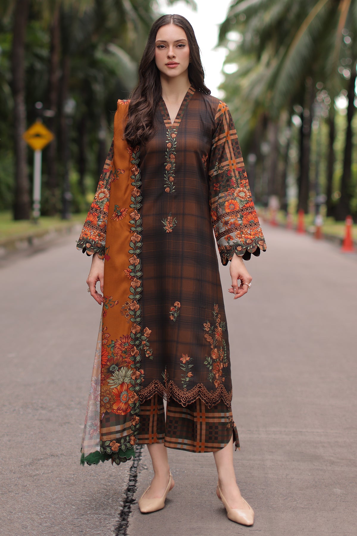 3-PC Unstitched Embroidered Linen Collection By Charizma
