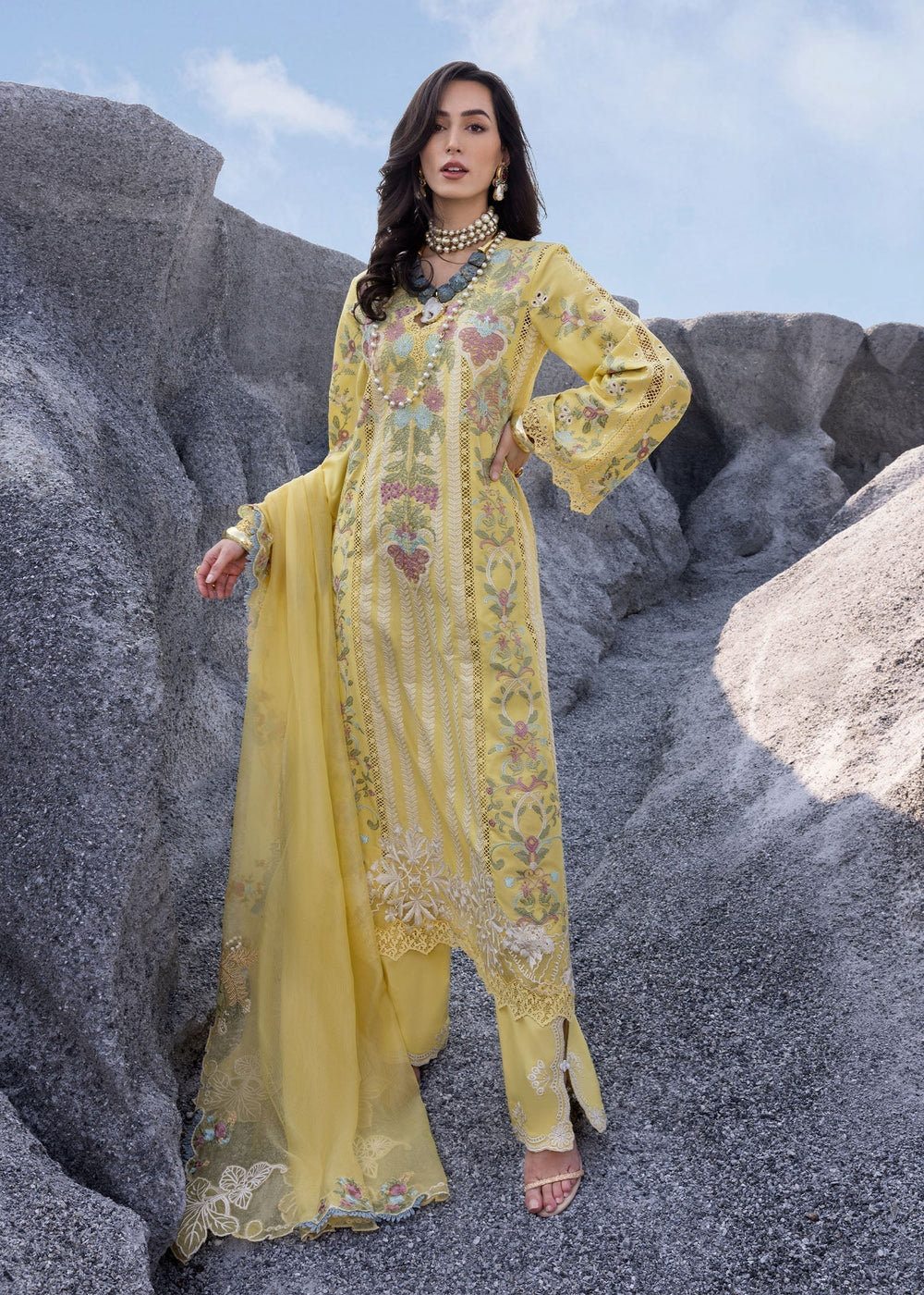 Unstitched 3-PC Luxury Lawn Silk Dupatta By Saira Shakira | DILARA-B