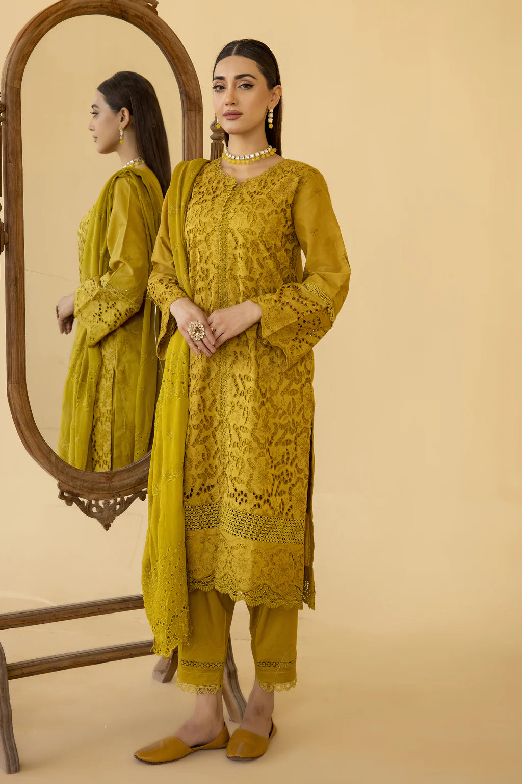 EL-408 | 3PC Unstitched Suit Chikankari Lawn Eshaal By Johra