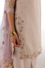 3Pc Embroidered Chiffon Unstitched Suit By Iznik