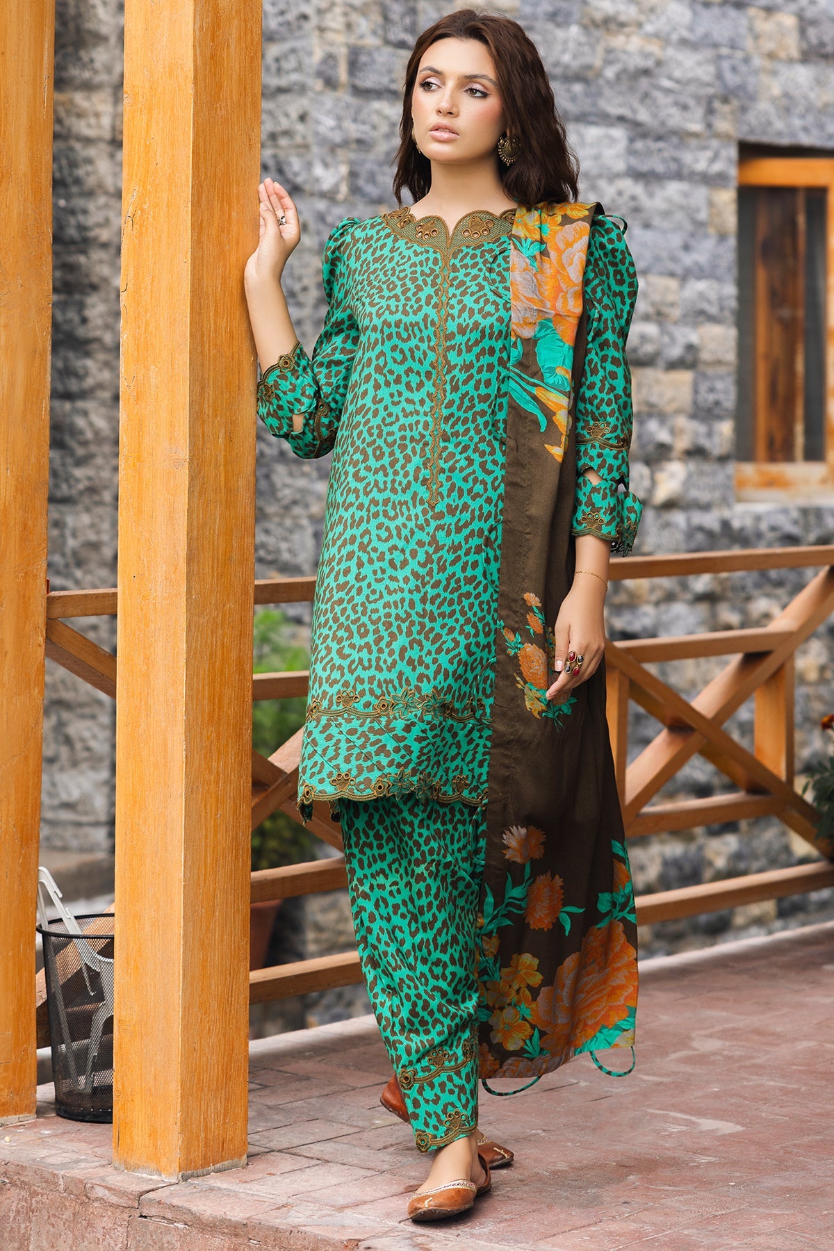 ANW4-05 | 3Pc Unstitched Suit Winter Embroidered Printed Staple Aniq By Charizma