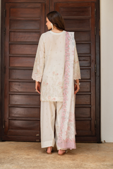 3-PC Unstitched Embroidered Exclusive Lawn By Iznik | UE-491