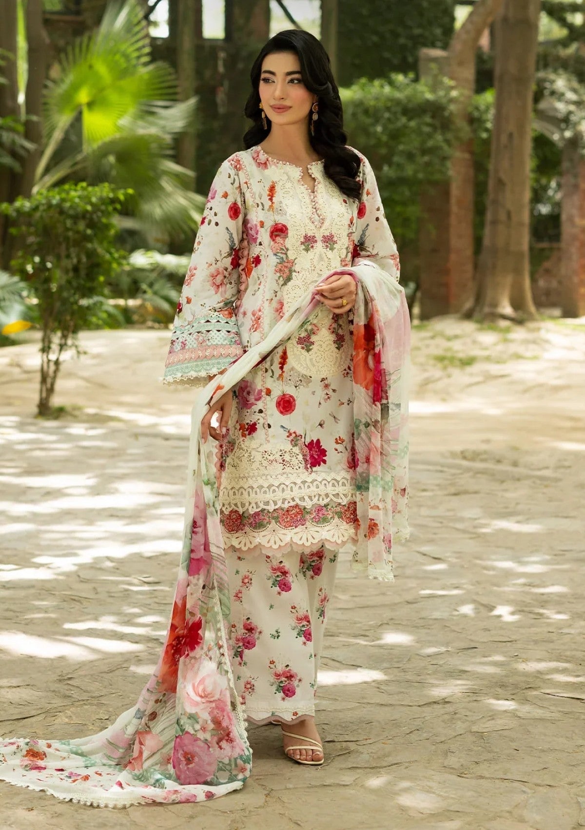 3-PC Unstitched Digital Printed Lawn Signature By Elaf | CLAIRE