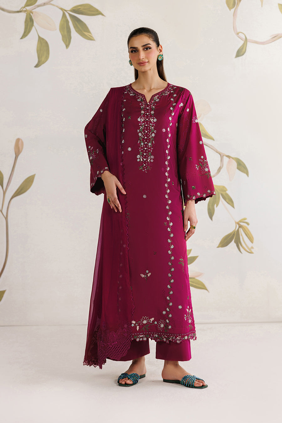 3-PC Unstitched Embroidered Exclusive Lawn By Iznik | UE-693