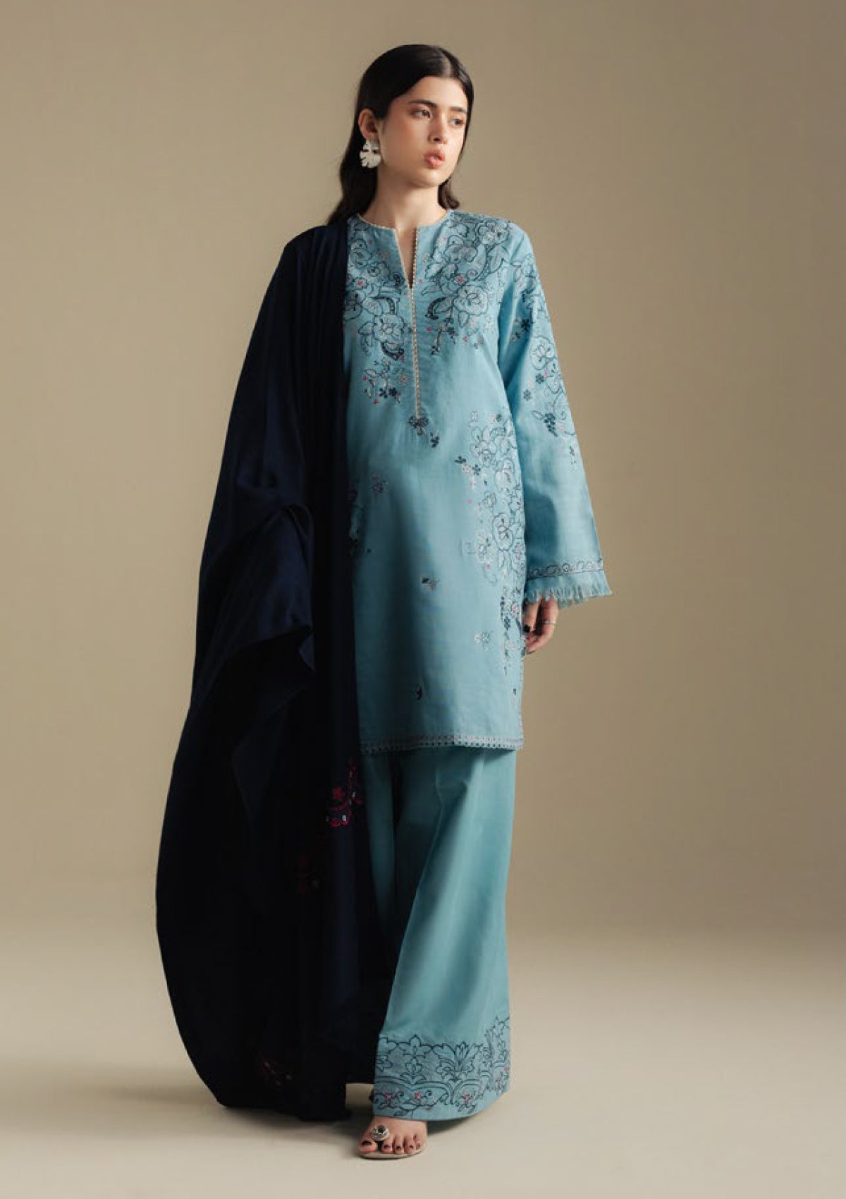 3-PC Unstitched Embroidered Plain Khaddar Coco By Zara Shahjahan | LAUREL-9B