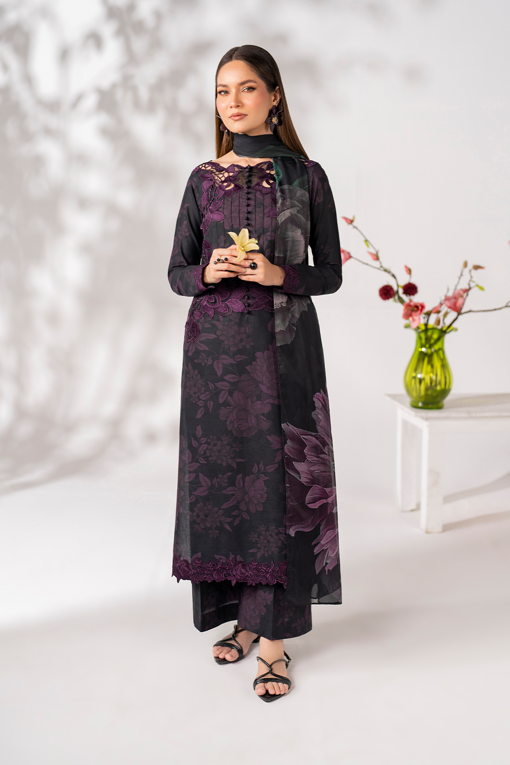 3-PC Unstitched Embroidered Lawn Suit By Iznik | UE-270