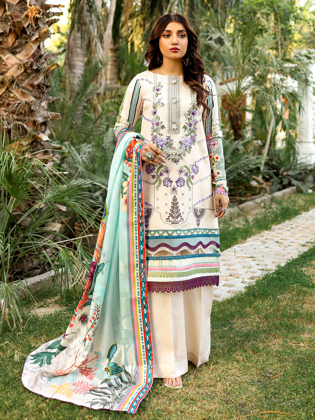 762 B | 3 Pc Unstitched Suit Winter Kotail Digital Printed Maya Jahan By Binilyas