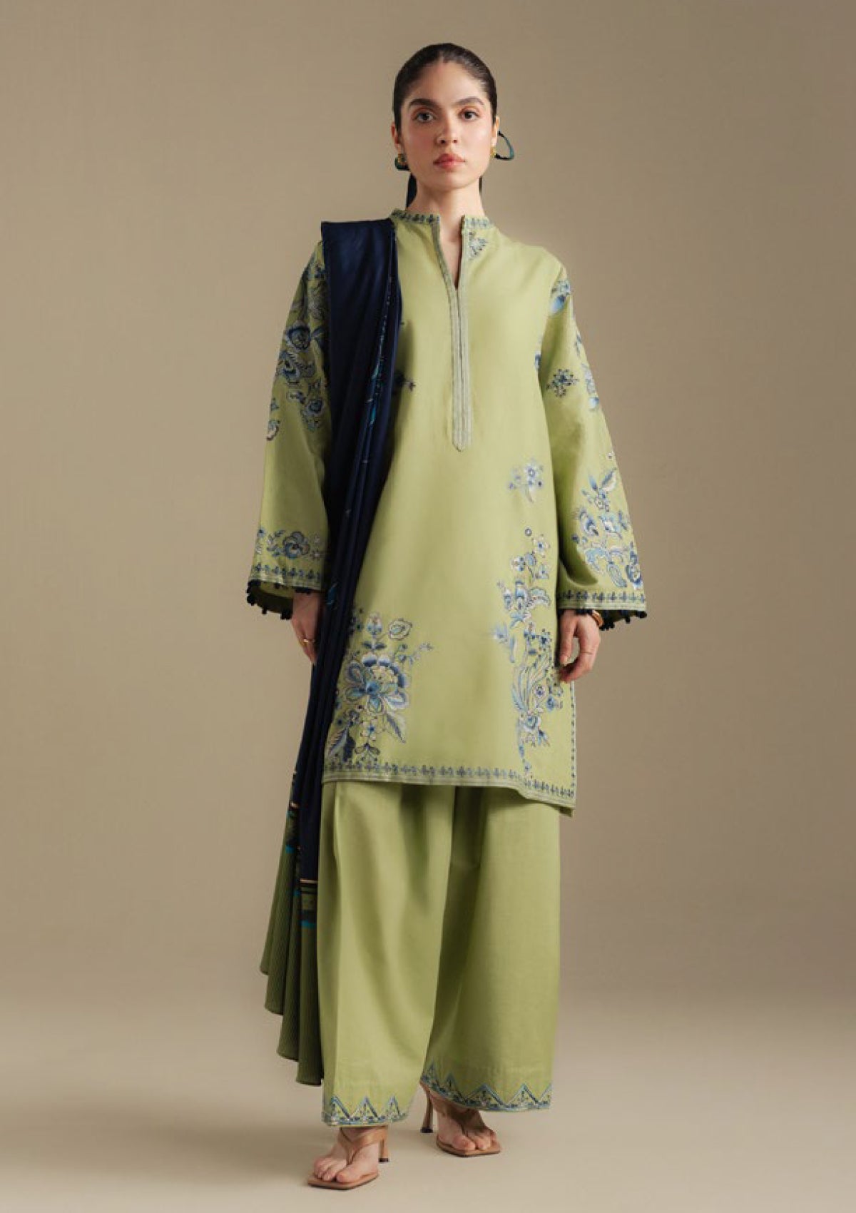 3-PC Unstitched Embroidered Plain Khaddar Coco By Zara Shahjahan | SNOWDROP-10B