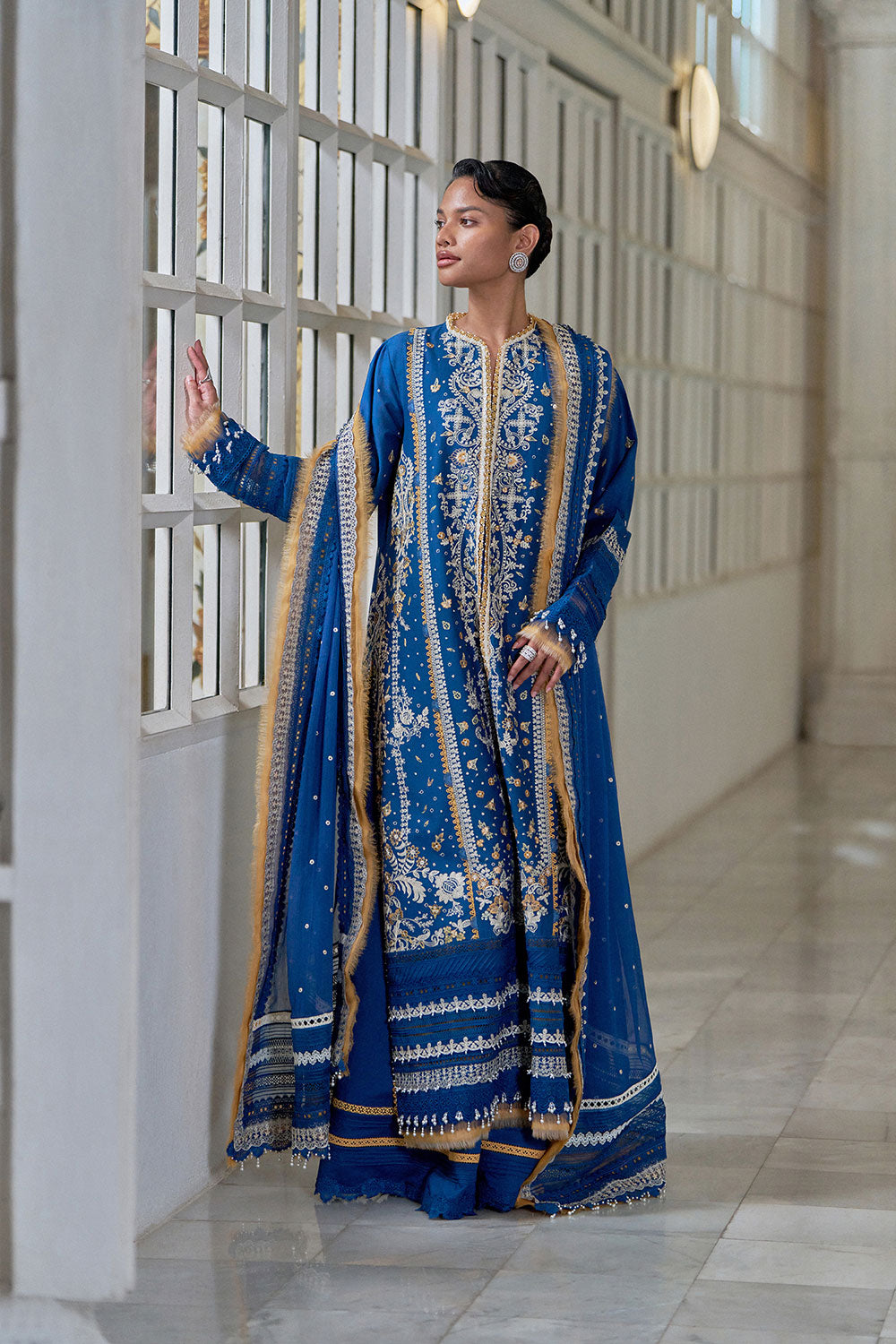 3-PC Unstitched Embroidered Lawn Luxury Lawn By Sobia Nazir | LEE26-8A