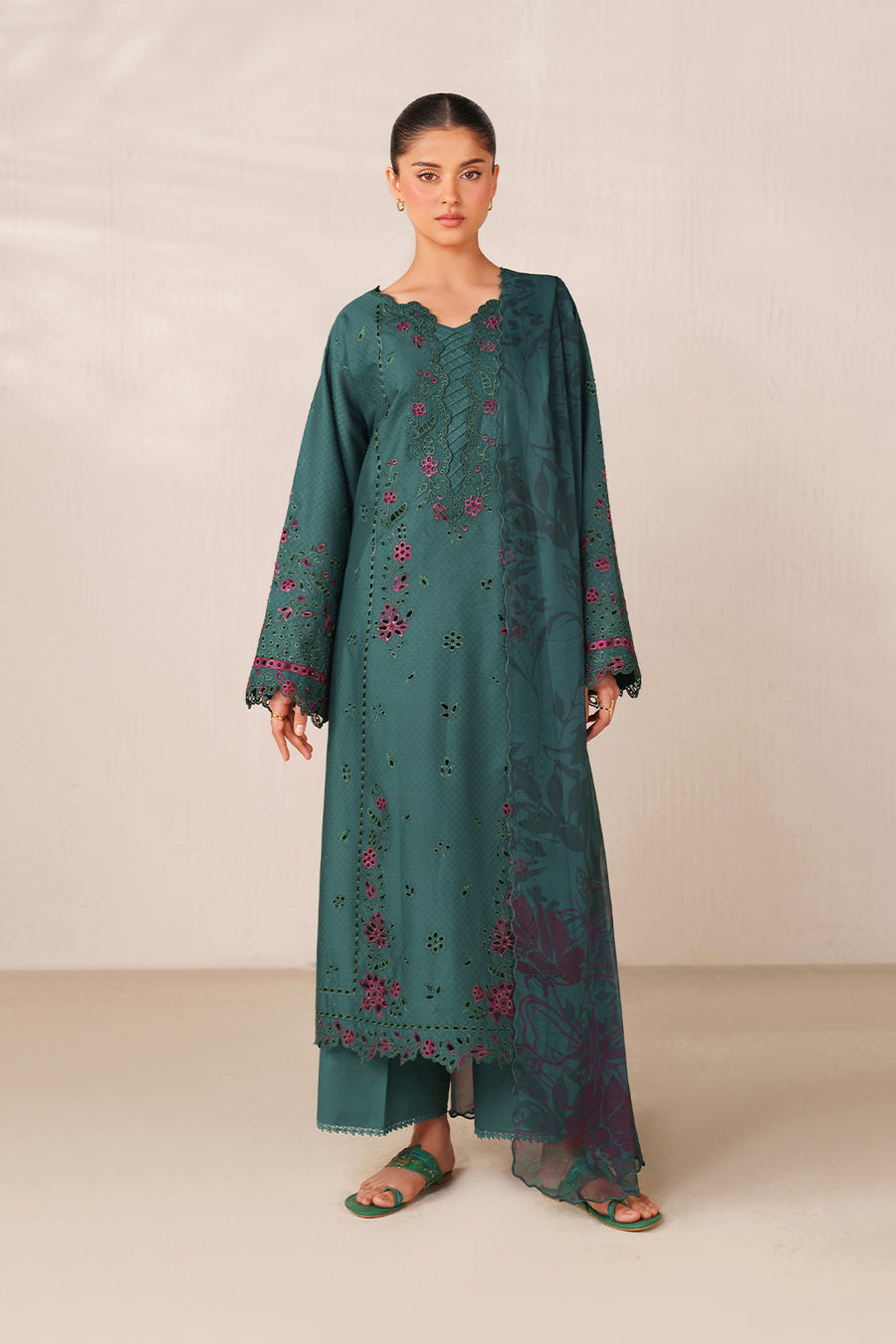 3-PC Unstitched Embroidered Exclusive Lawn By Iznik | UE-626