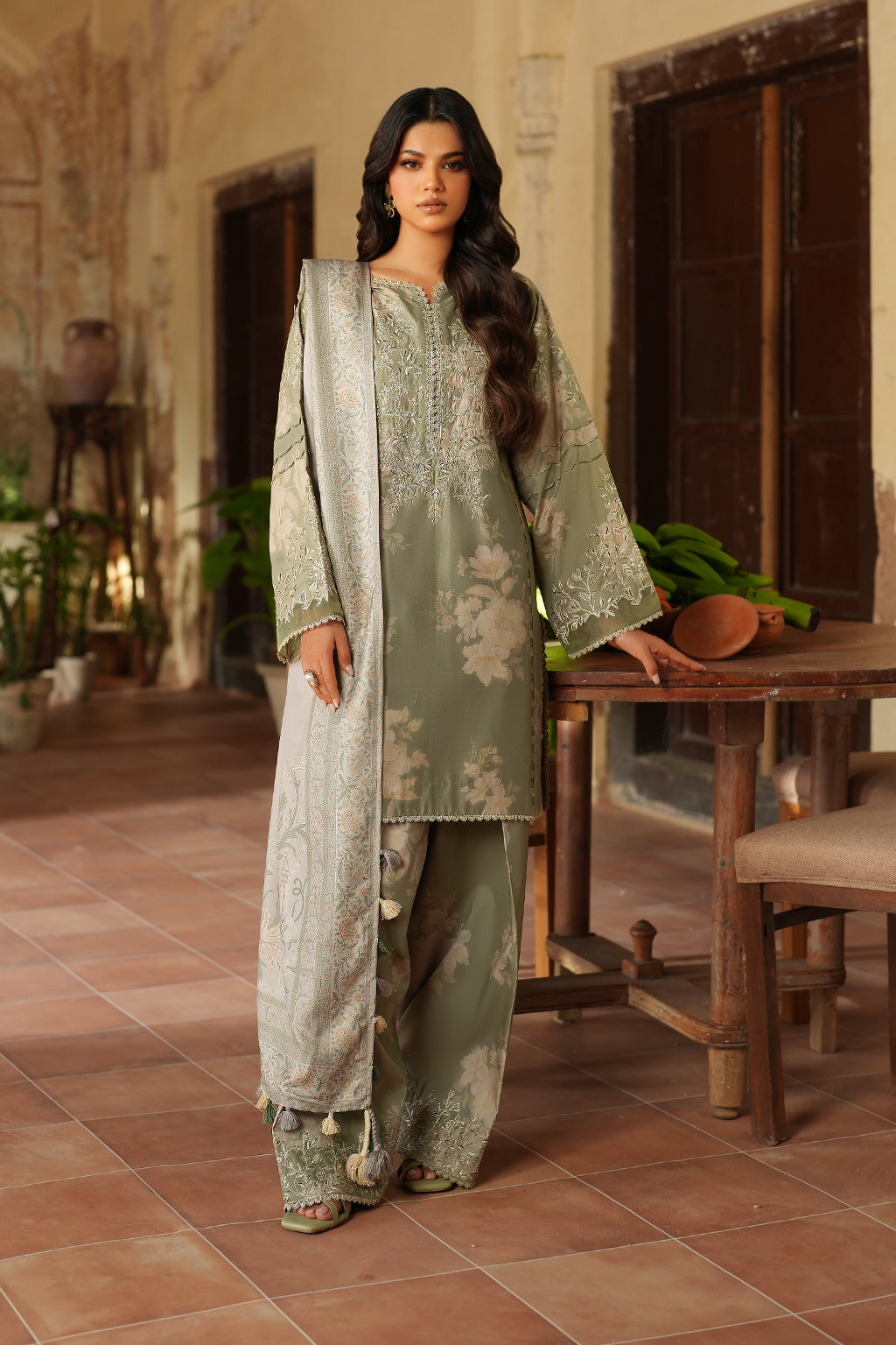 3-PC Unsititched  Embroidered Viscose Linen By Iznik | IPF-08