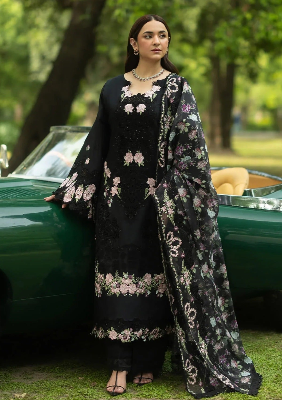 3-PC Unstitched Embroidered Luxury Lawn By Elaf | ELQ-5B