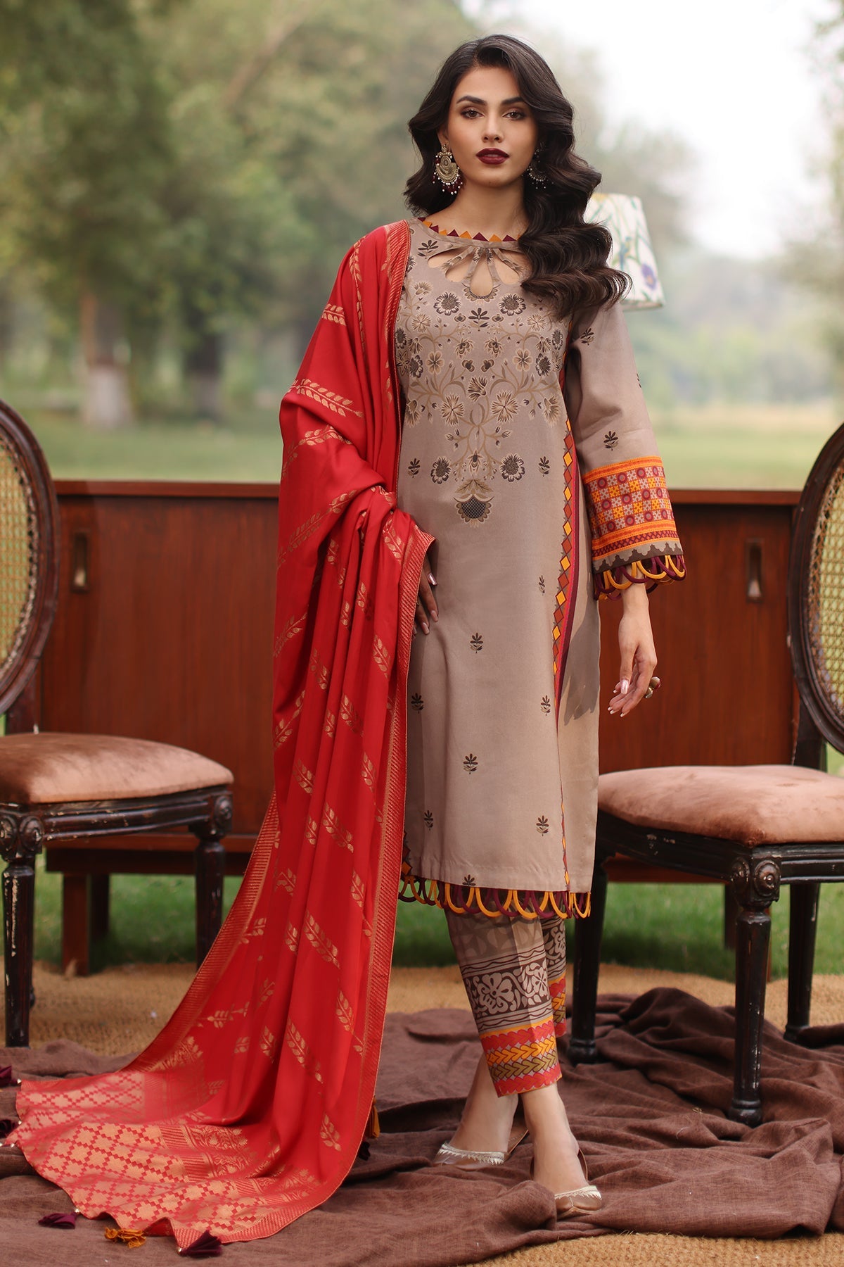 SPW4-07 | 3Pc Unstitched Suit Winter Printed Linen Signature Print By Charizma