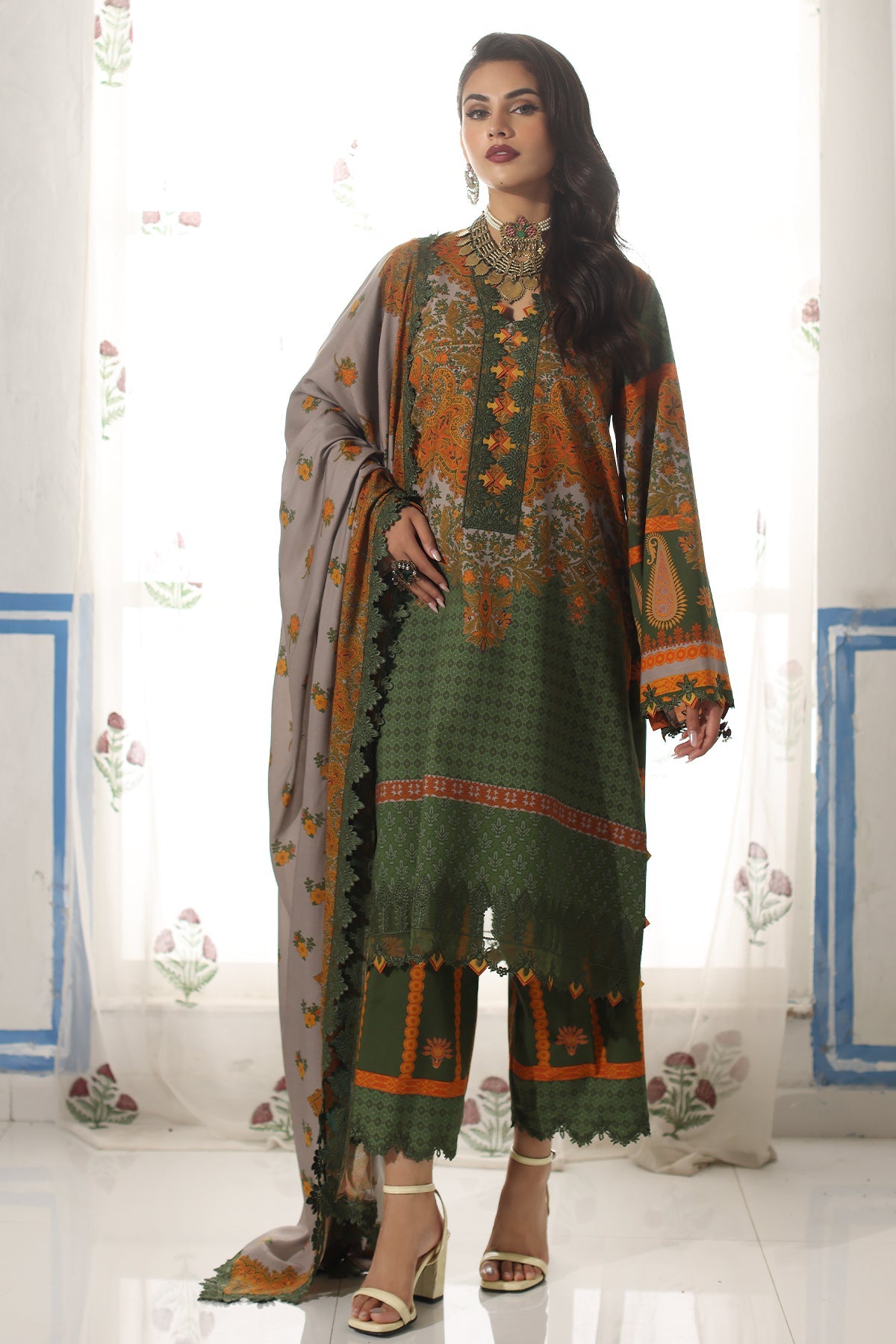 CVW4-08 | 3Pc Unstitched Suit Winter Embroidered Linen Shawl Virsa By Charizma
