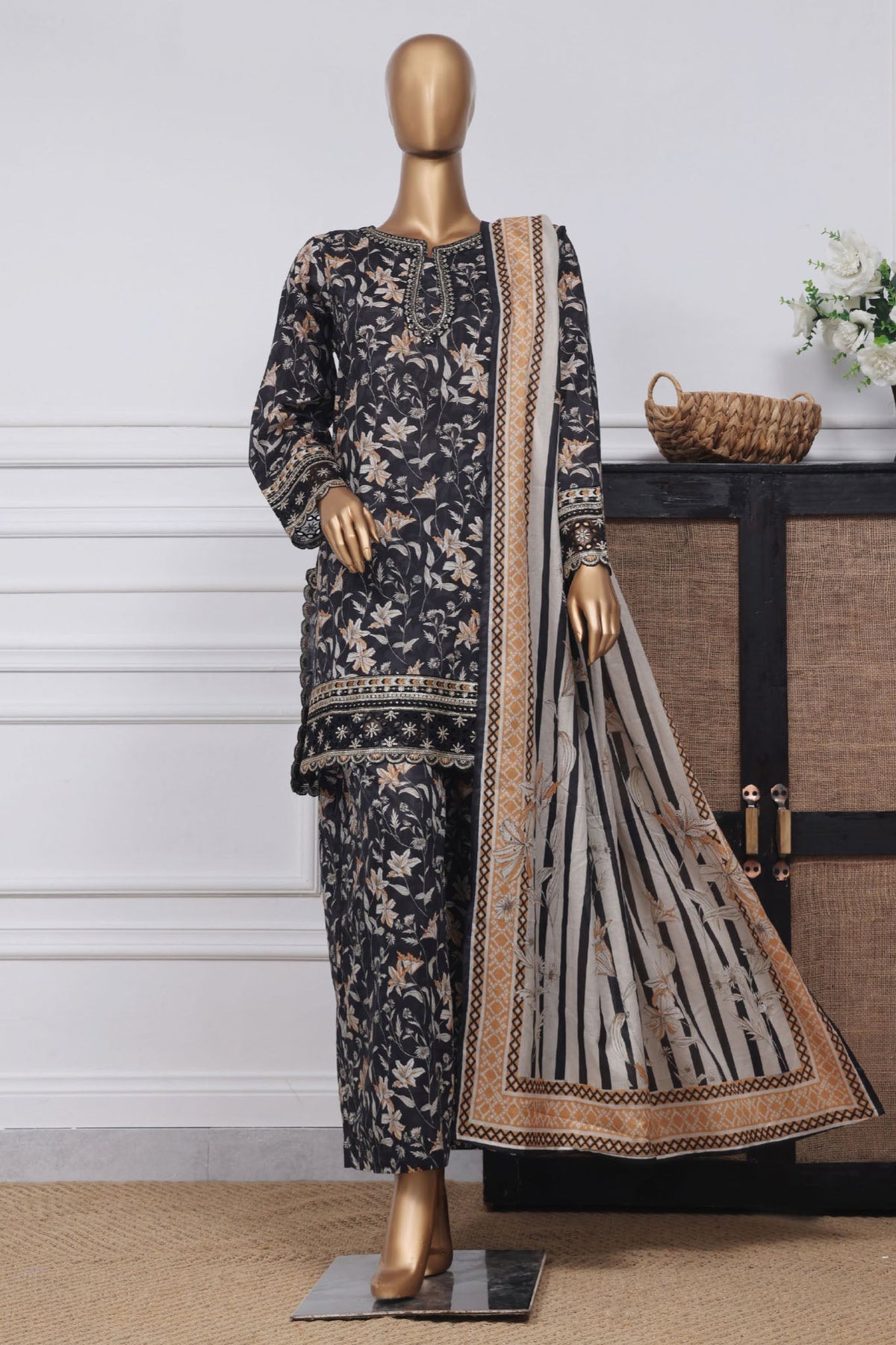 D-4005-Black | 3Pc Stitched Suit Emb Festive Summer Collection Malika By Sadabahar