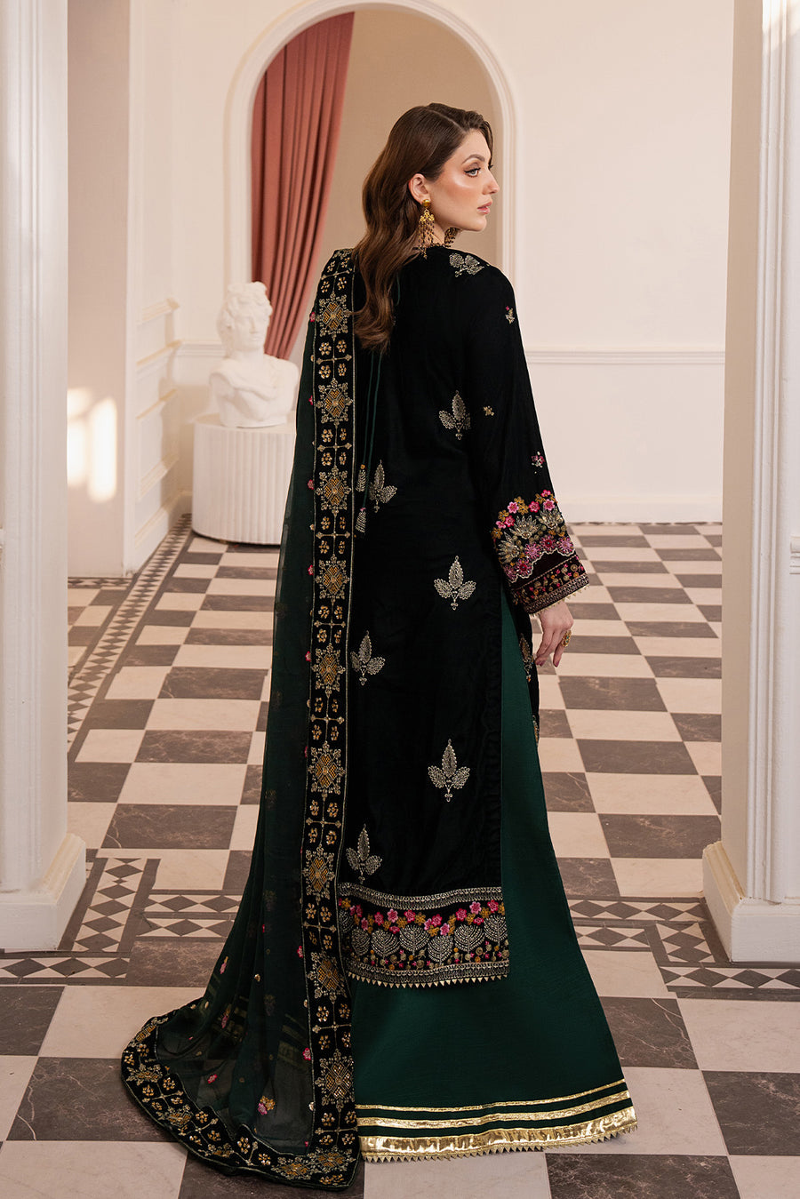 3-PC Unstitched Embroidered Velvet Noirah By Raeesa Premium | NV-004