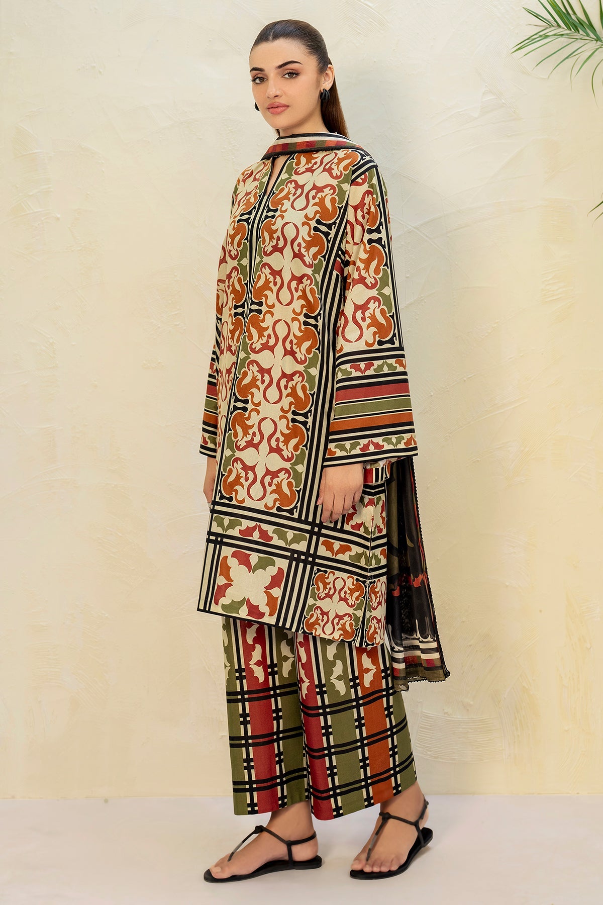 3-PC Unstitched Digital Printed Lawn By Jazmin |  USE-9194