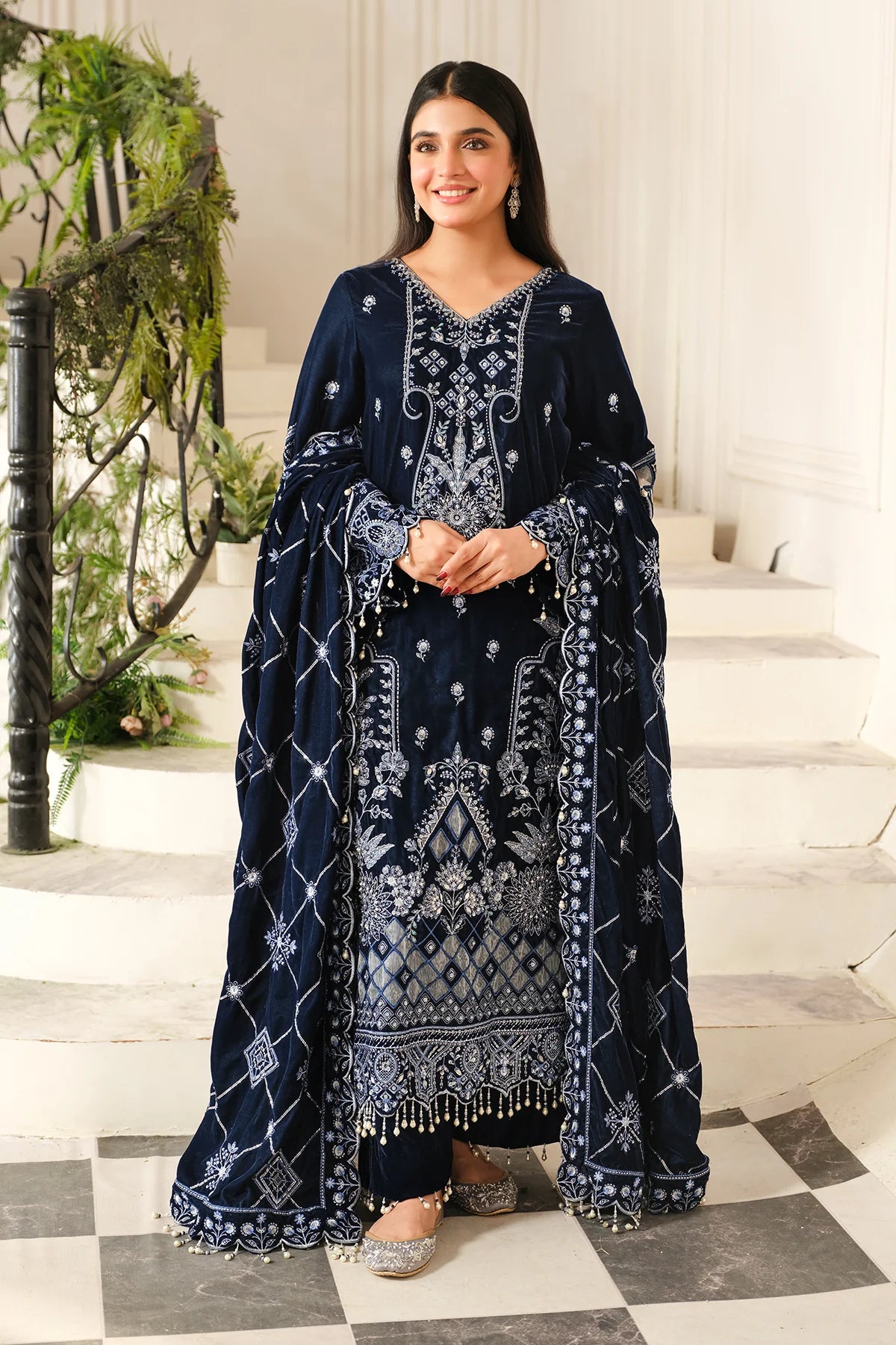 Hv-08 Soil | 3Pc Unstitched Suit Winter Luxury Velvet Sheen By Raeesa
