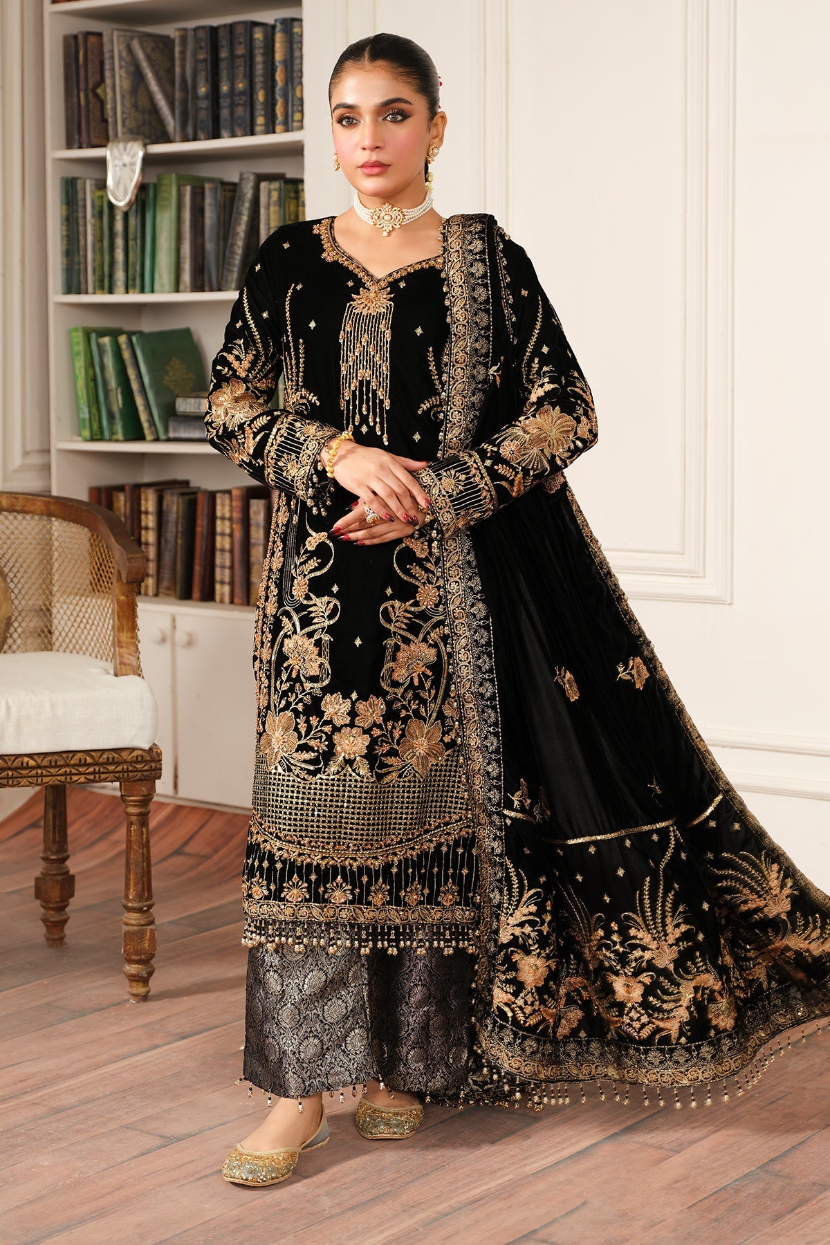 Hv-02 Naz | 3Pc Unstitched Suit Winter Luxury Velvet Sheen By Raeesa