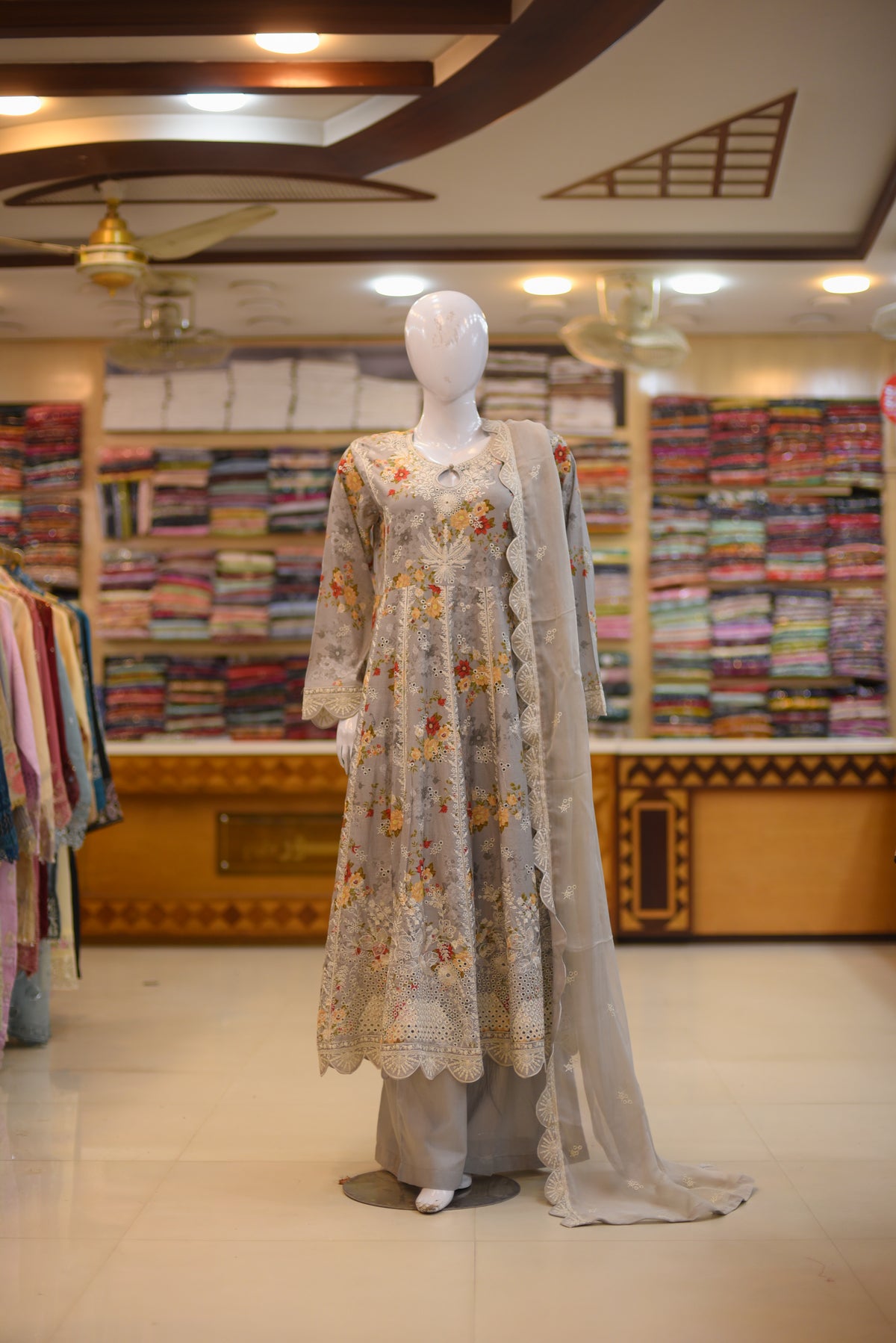 3-PC Stitched Ready To Wear Luxury Lawn | R2