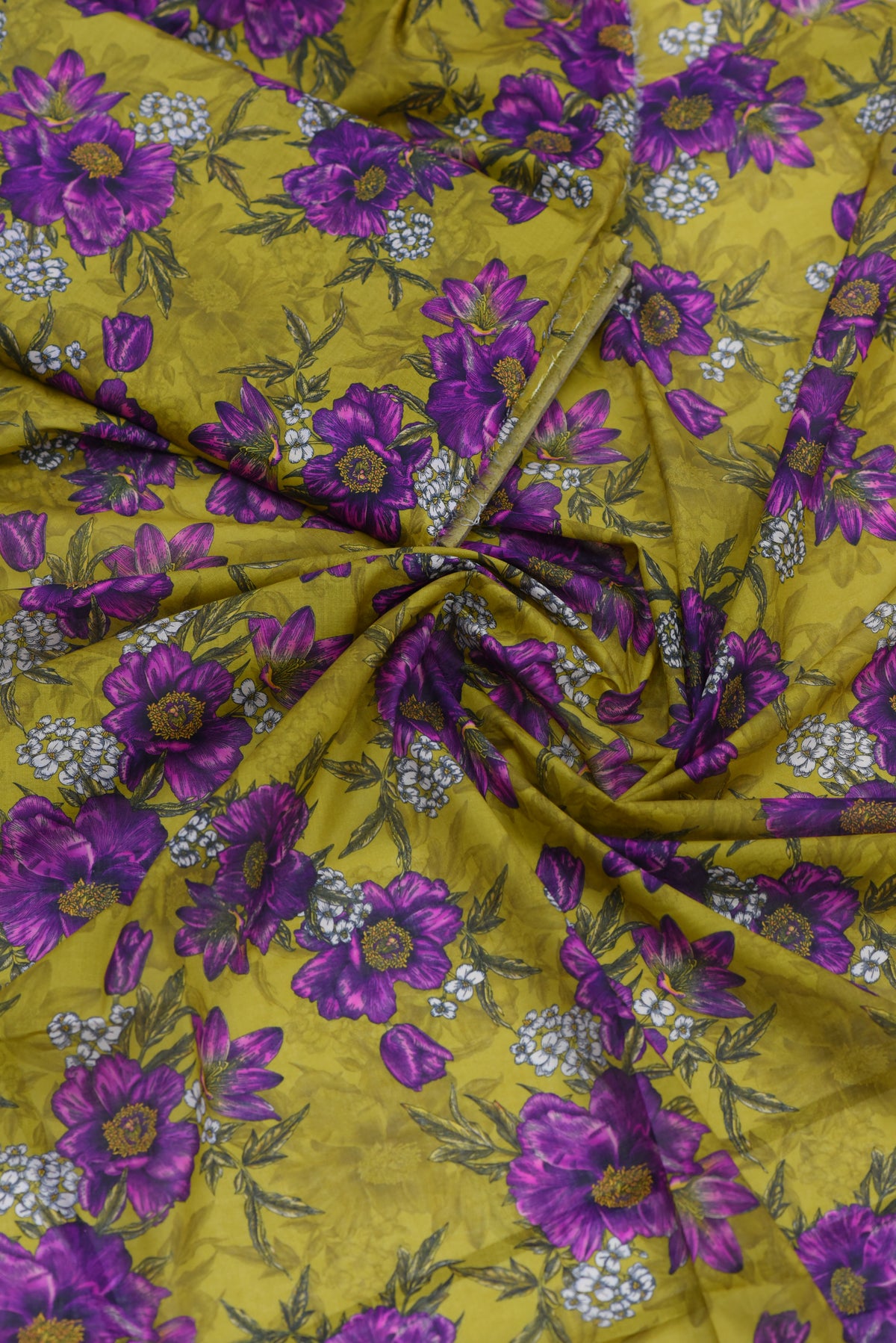 2-PC Unstitched Printed Lawn Full Suit | 01