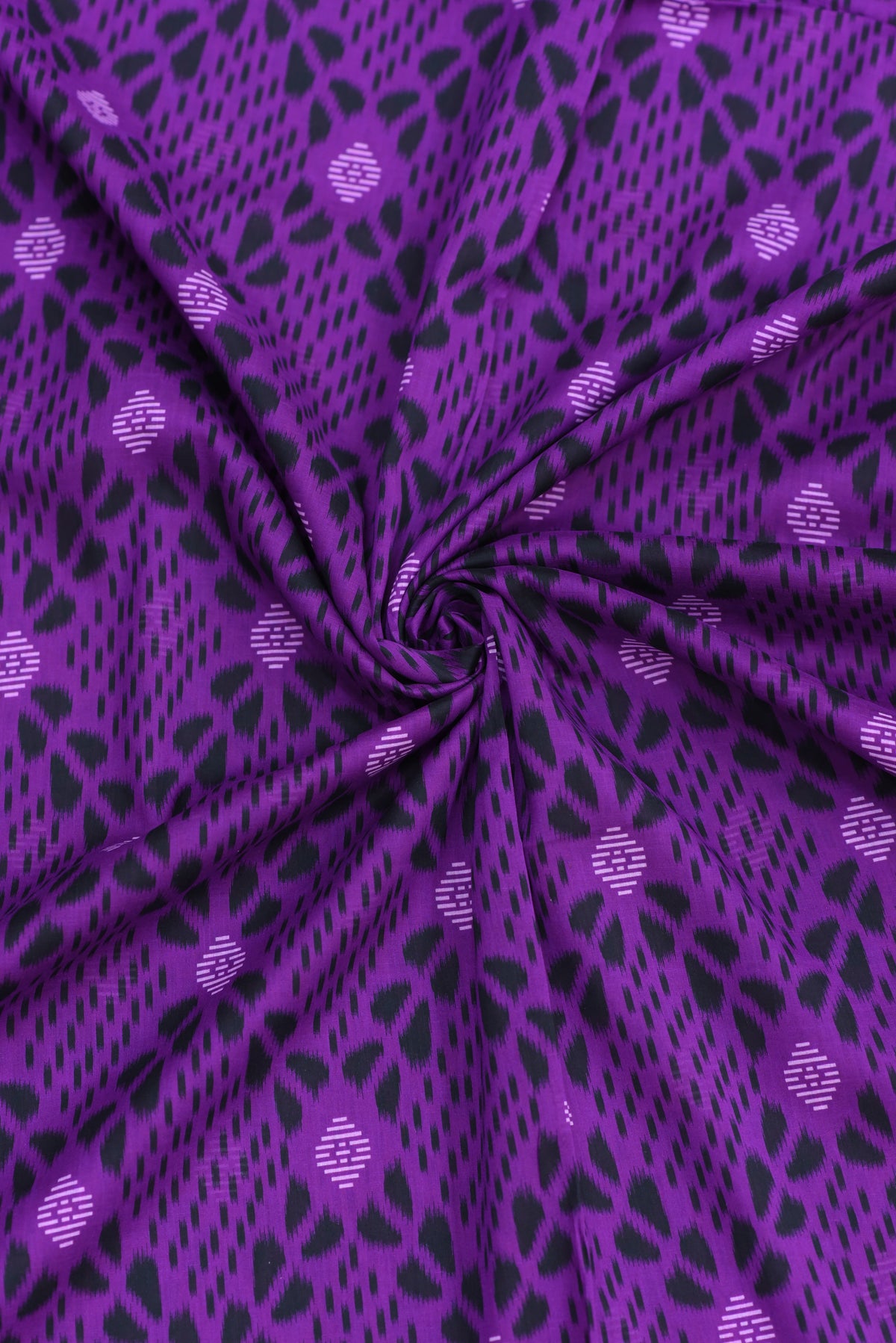 2-PC Unstitched All Over Printed Lawn - A-25